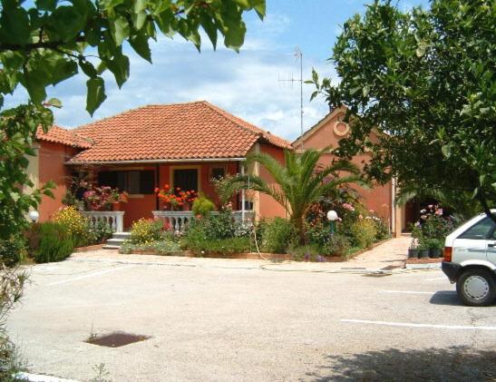 Case de vacanță Nefeli House Lefkimmi