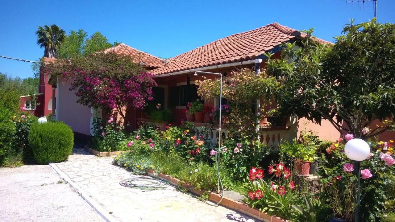Nefeli House Holiday home